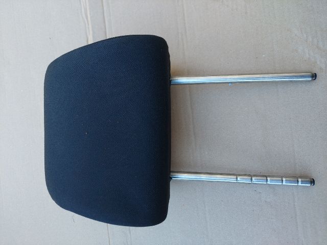 bontott VW PASSAT B6 Jobb első Fejtámla