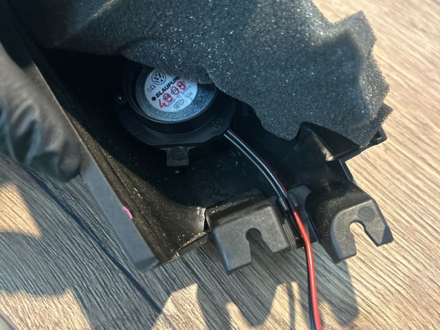 bontott VW PASSAT B6 Jobb első Hangszóró