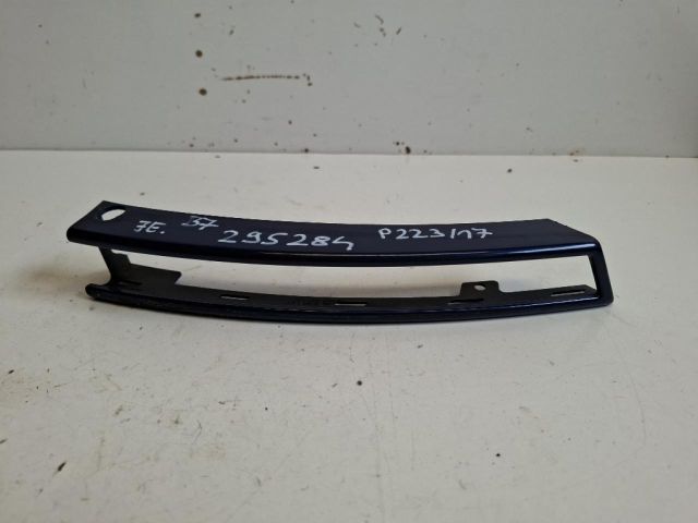 bontott VW PASSAT B6 Jobb első Irányjelző Keret