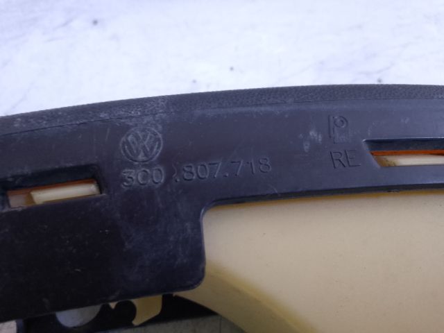 bontott VW PASSAT B6 Jobb első Irányjelző