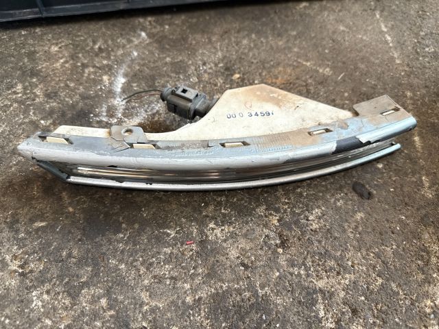 bontott VW PASSAT B6 Jobb első Irányjelző