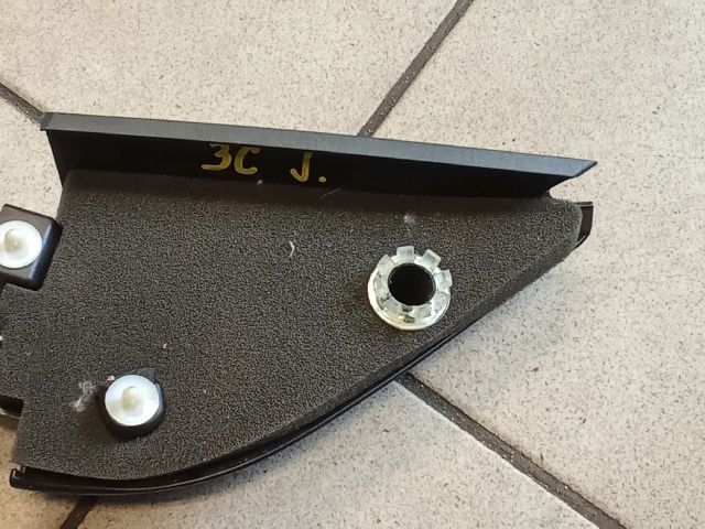 bontott VW PASSAT B6 Jobb első Kis Hangszóró Burkolat