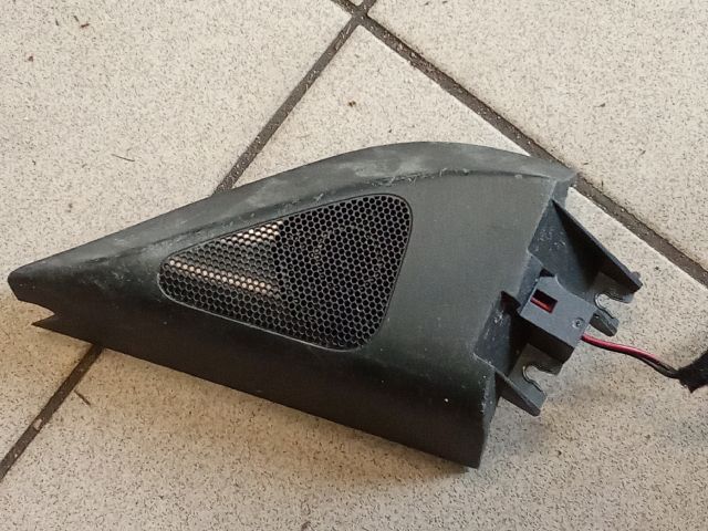 bontott VW PASSAT B6 Jobb első Kis Hangszóró Burkolat