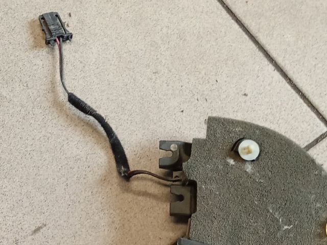 bontott VW PASSAT B6 Jobb első Kis Hangszóró Burkolat