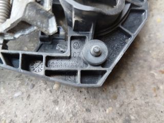 bontott VW PASSAT B6 Jobb első Külső Kilincsfészek