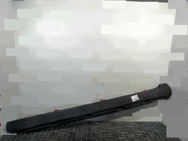 bontott VW PASSAT B6 Jobb első Küszöb Díszléc