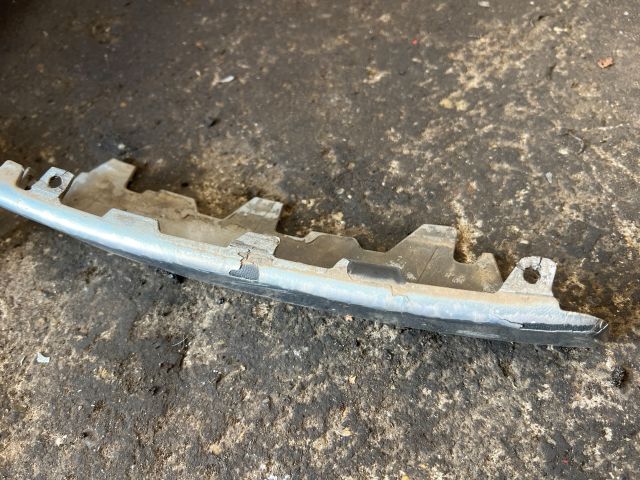 bontott VW PASSAT B6 Jobb első Lökhárító Díszléc