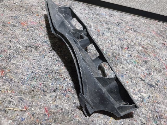 bontott VW PASSAT B6 Jobb első Lökhárító Tartó (Műanyag)