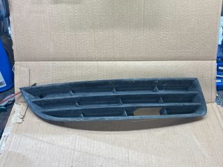 bontott VW PASSAT B6 Jobb első Lökhárító Vakborítás