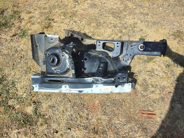 bontott VW PASSAT B6 Jobb első Negyed Karosszéria Csomag