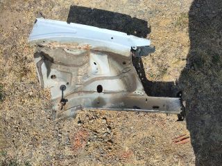 bontott VW PASSAT B6 Jobb első Negyed Karosszéria Csomag