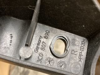 bontott VW PASSAT B6 Jobb első Oldal Lökhárító Tartó (Műanyag)