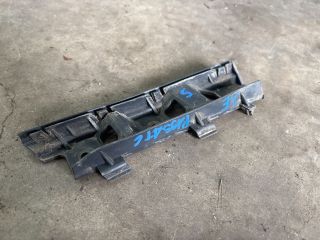 bontott VW PASSAT B6 Jobb első Oldal Lökhárító Tartó (Műanyag)