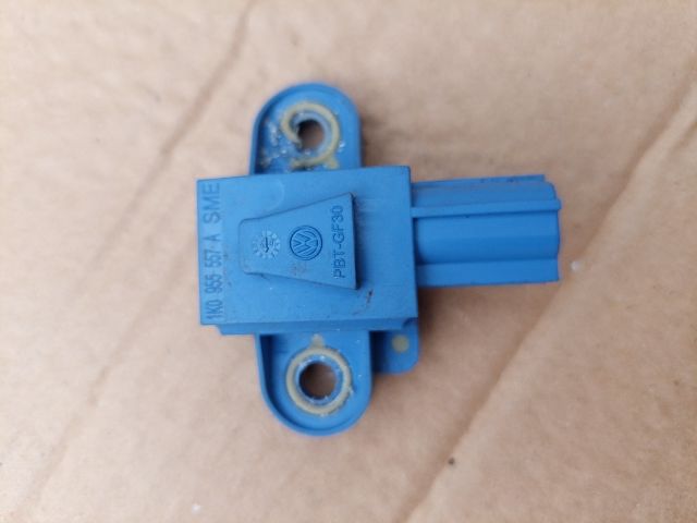 bontott VW PASSAT B6 Jobb első Oldal Ütközés Érzékelő