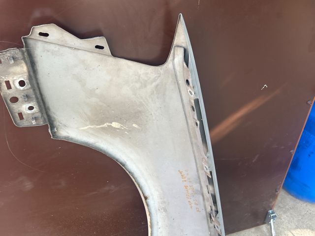 bontott VW PASSAT B6 Jobb első Sárvédő