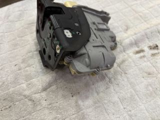 bontott VW PASSAT B6 Jobb első Zárbetét