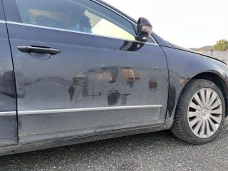 bontott VW PASSAT B6 Jobb első Zsanér