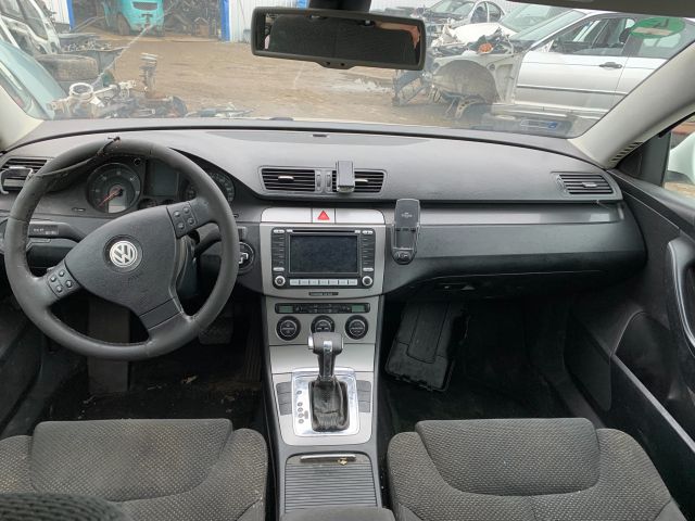 bontott VW PASSAT B6 Jobb első Zsanér