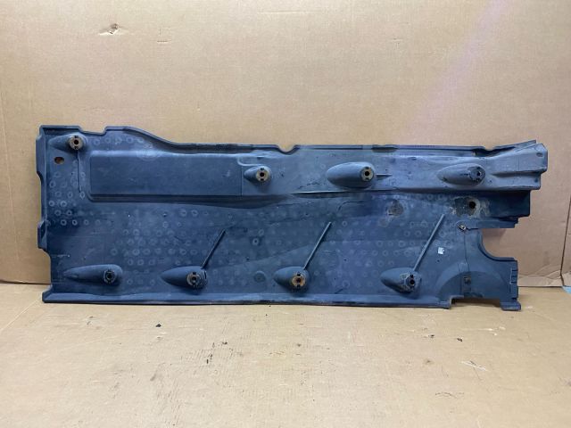 bontott VW PASSAT B6 Jobb Fenéklemez