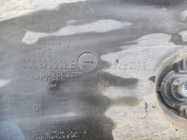 bontott VW PASSAT B6 Jobb Fenéklemez