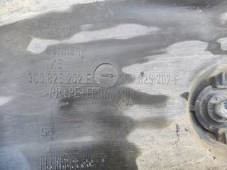 bontott VW PASSAT B6 Jobb Fenéklemez