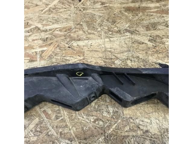 bontott VW PASSAT B6 Jobb Fényszóró Tartó