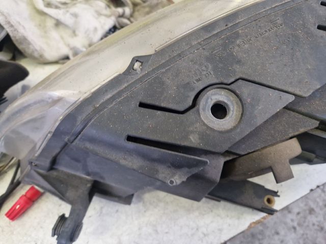 bontott VW PASSAT B6 Jobb Fényszóró