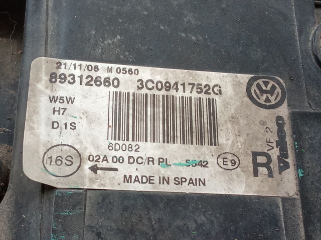 bontott VW PASSAT B6 Jobb Fényszóró