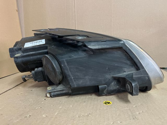 bontott VW PASSAT B6 Jobb Fényszóró