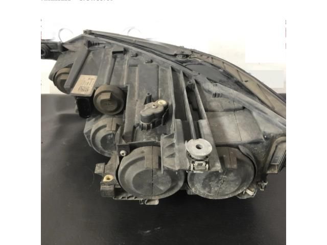 bontott VW PASSAT B6 Jobb Fényszóró