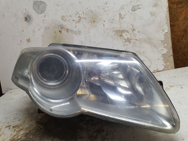 bontott VW PASSAT B6 Jobb Fényszóró