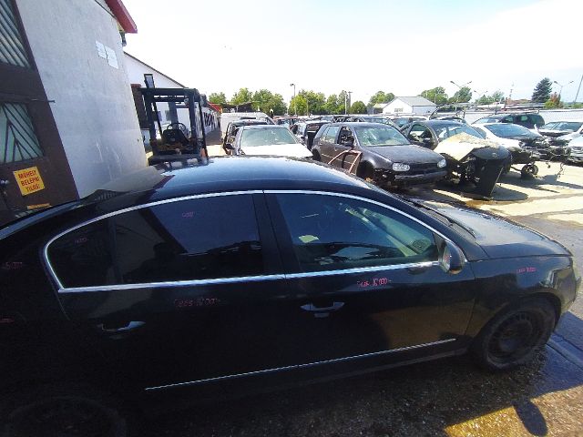 bontott VW PASSAT B6 Jobb Fényszóró