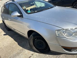bontott VW PASSAT B6 Jobb Fényszóró