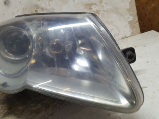 bontott VW PASSAT B6 Jobb Fényszóró