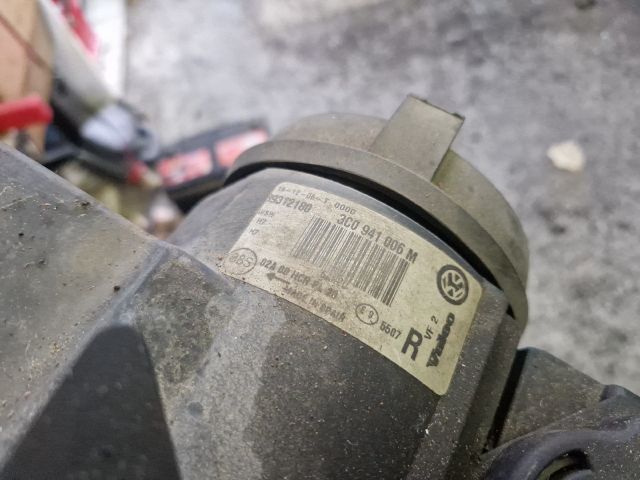 bontott VW PASSAT B6 Jobb Fényszóró