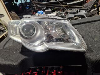 bontott VW PASSAT B6 Jobb Fényszóró