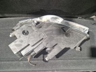 bontott VW PASSAT B6 Jobb Fényszóró