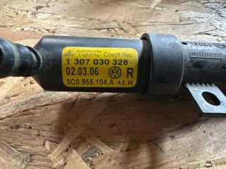 bontott VW PASSAT B6 Jobb Fényszórómosó Fúvóka