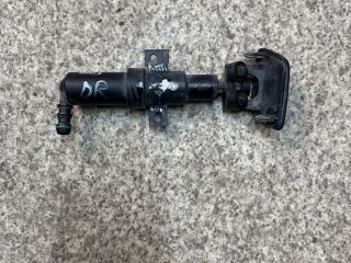 bontott VW PASSAT B6 Jobb Fényszórómosó Fúvóka