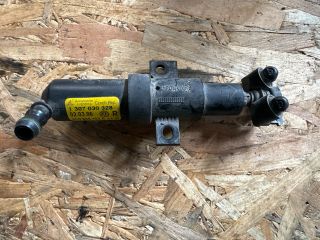 bontott VW PASSAT B6 Jobb Fényszórómosó Fúvóka