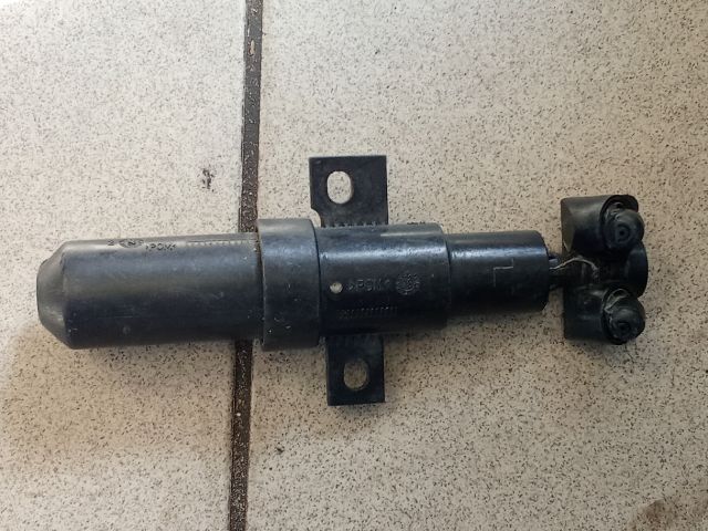 bontott VW PASSAT B6 Jobb Fényszórómosó Fúvóka