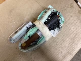 bontott VW PASSAT B6 Jobb Függönylégzsák és Oldallégzsák