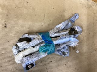 bontott VW PASSAT B6 Jobb Függönylégzsák és Oldallégzsák