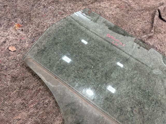 bontott VW PASSAT B6 Jobb hátsó Ablak