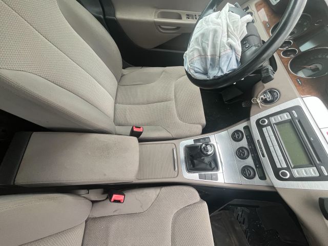 bontott VW PASSAT B6 Jobb hátsó Ablakemelő Kapcsoló