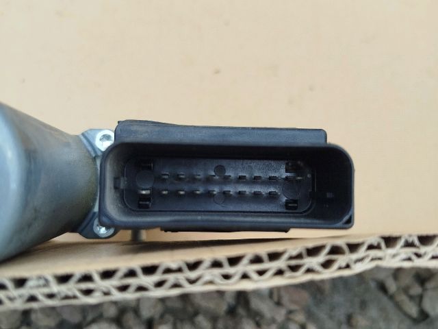 bontott VW PASSAT B6 Jobb hátsó Ablakemelő Motor