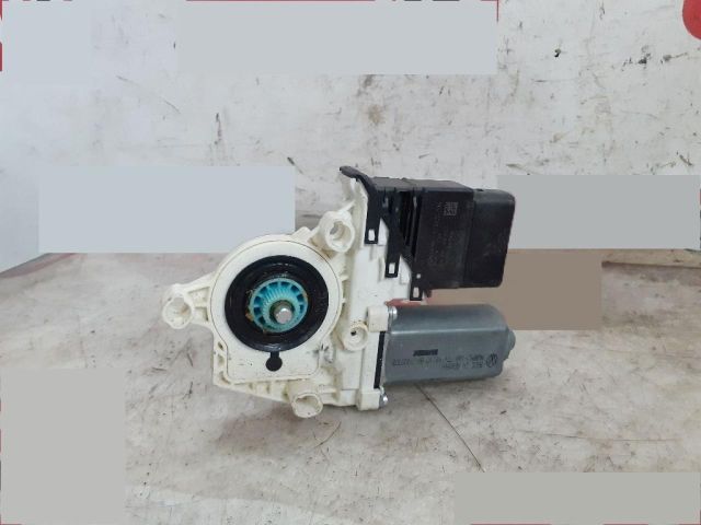 bontott VW PASSAT B6 Jobb hátsó Ablakemelő Motor