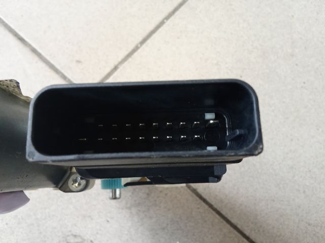 bontott VW PASSAT B6 Jobb hátsó Ablakemelő Motor