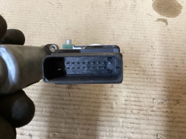 bontott VW PASSAT B6 Jobb hátsó Ablakemelő Motor