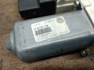 bontott VW PASSAT B6 Jobb hátsó Ablakemelő Motor
